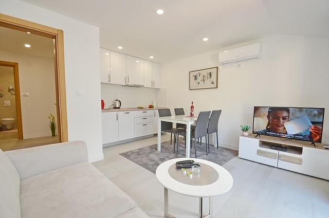 Nikola Lux Apartments Muo Exteriér fotografie