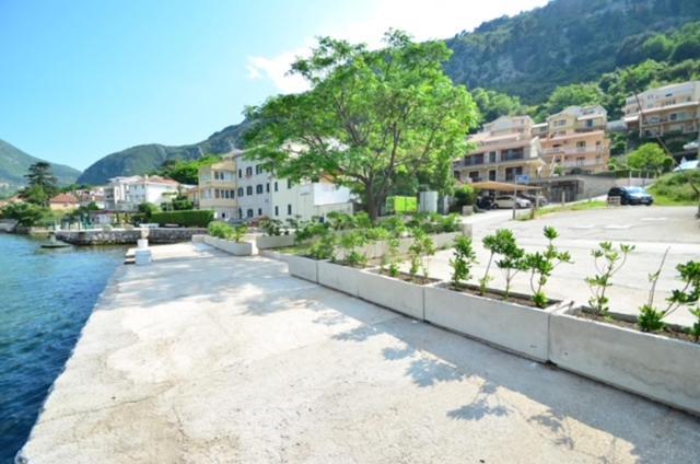 Nikola Lux Apartments Muo Exteriér fotografie