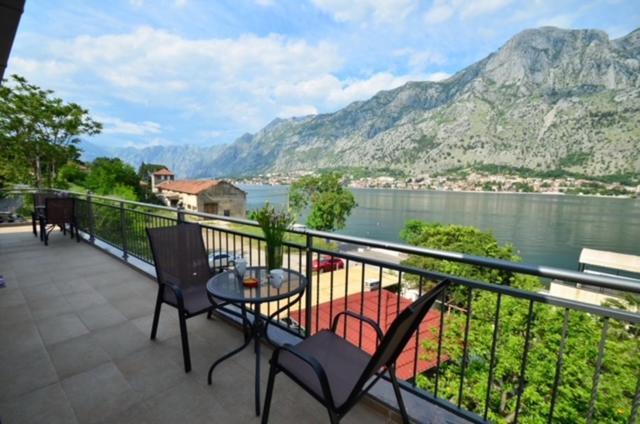 Nikola Lux Apartments Muo Exteriér fotografie